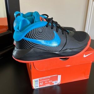 Nike team hustle for boys